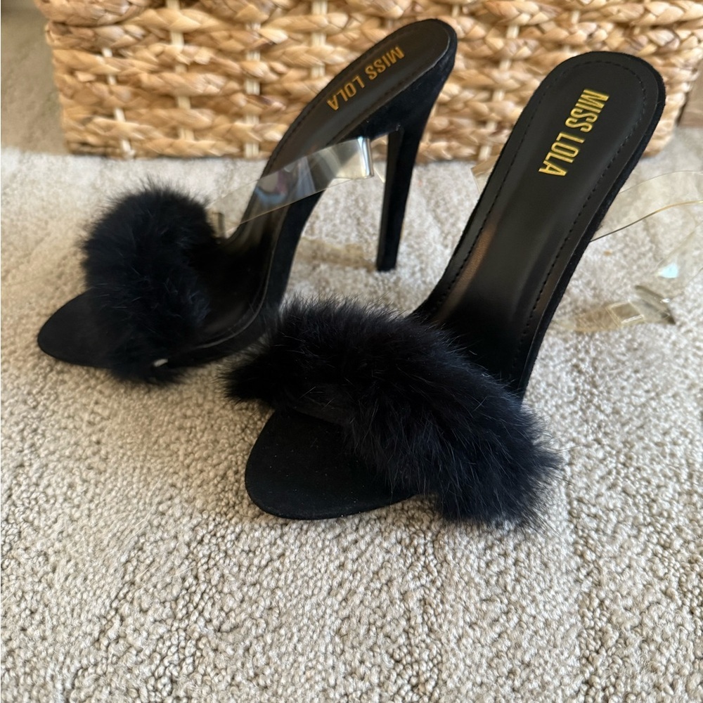 Miss Lola Elegant Black Fur Heels - Picture 2 of 4